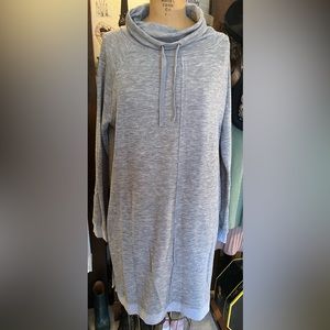 Beautiful gray Caslan sweatshirt dress. Two very deep side pockets turtleneck.